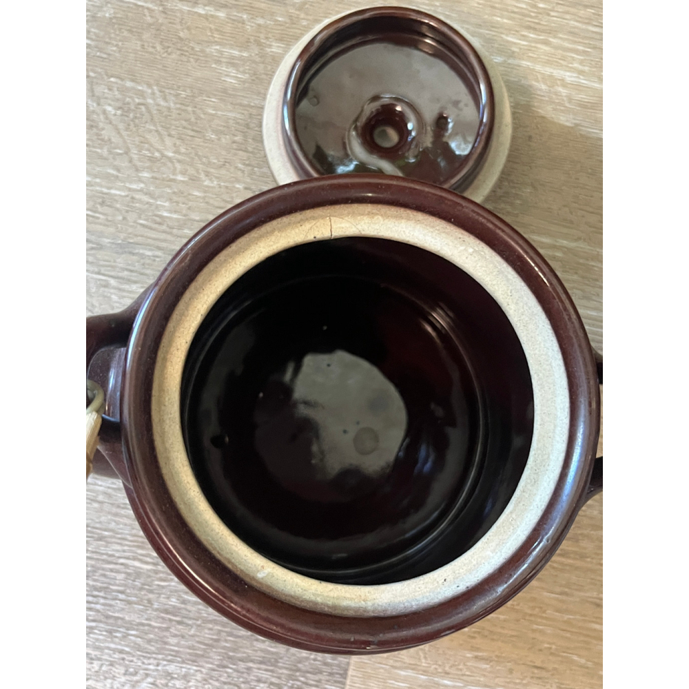 Vintage Japanese Crane Teapot - Brown Ceramic with Gold Accents & Rattan Handle - Picture 5 of 15